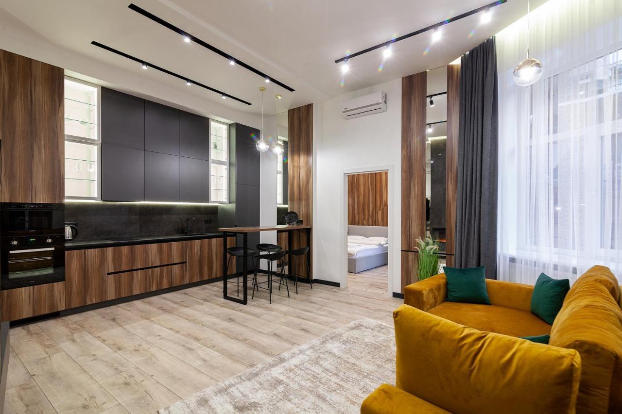 Royal Apartment On Leontovicha 7/2 Lwów Zewnętrze zdjęcie